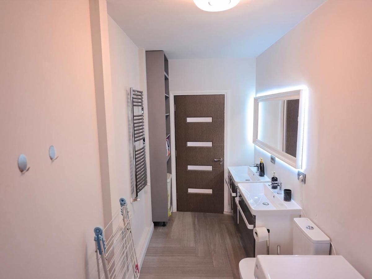 Ase Premium House Villa Suceava Luaran gambar